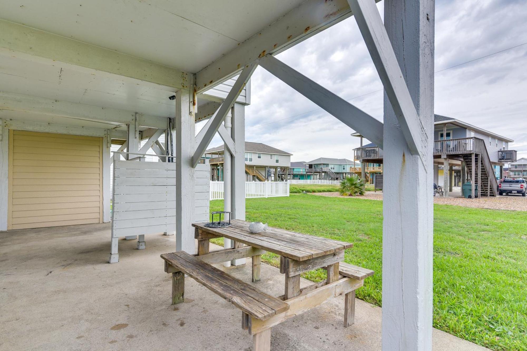 Pet-Friendly Terramar Beach Haven With Pool Access Galveston Bagian luar foto